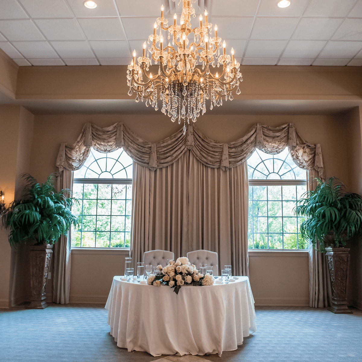 Wedding Chandeliers and Lightings - Serene Luminaire