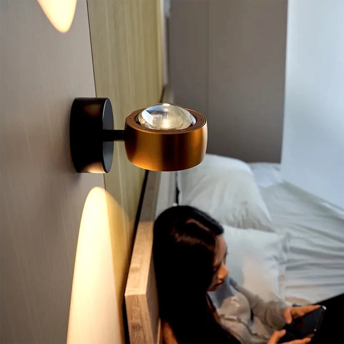 Orbit 360° Rotating Wall Lamp - Serene Luminaire